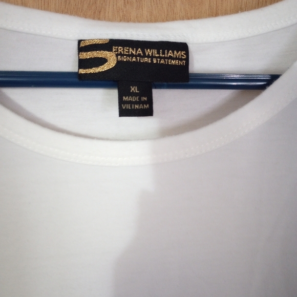 Women's white top - Picture 2 of 2